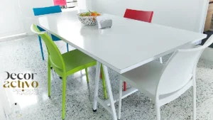 mesa multifuncional con tablero magnético vista general